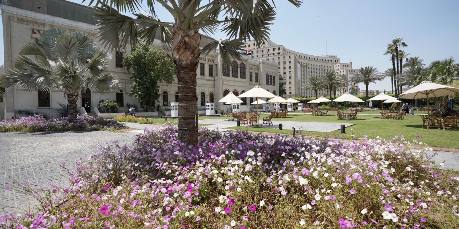 tahrir campus view of the building from outside with the garden